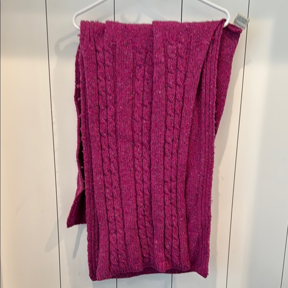 Women's Irish Hand-made Wool Cable Knit Sweater Wrap - Pink